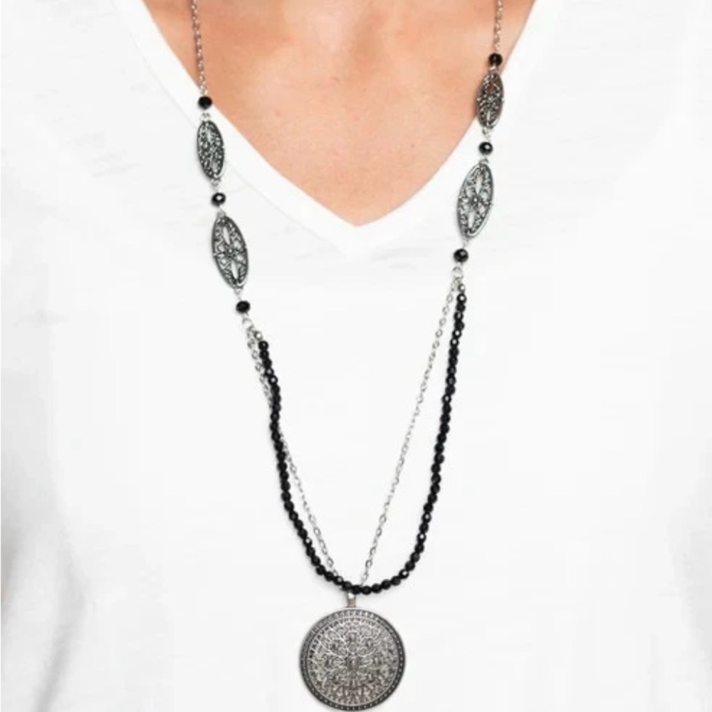 Paparazzi Black and Silver Medallion Necklace